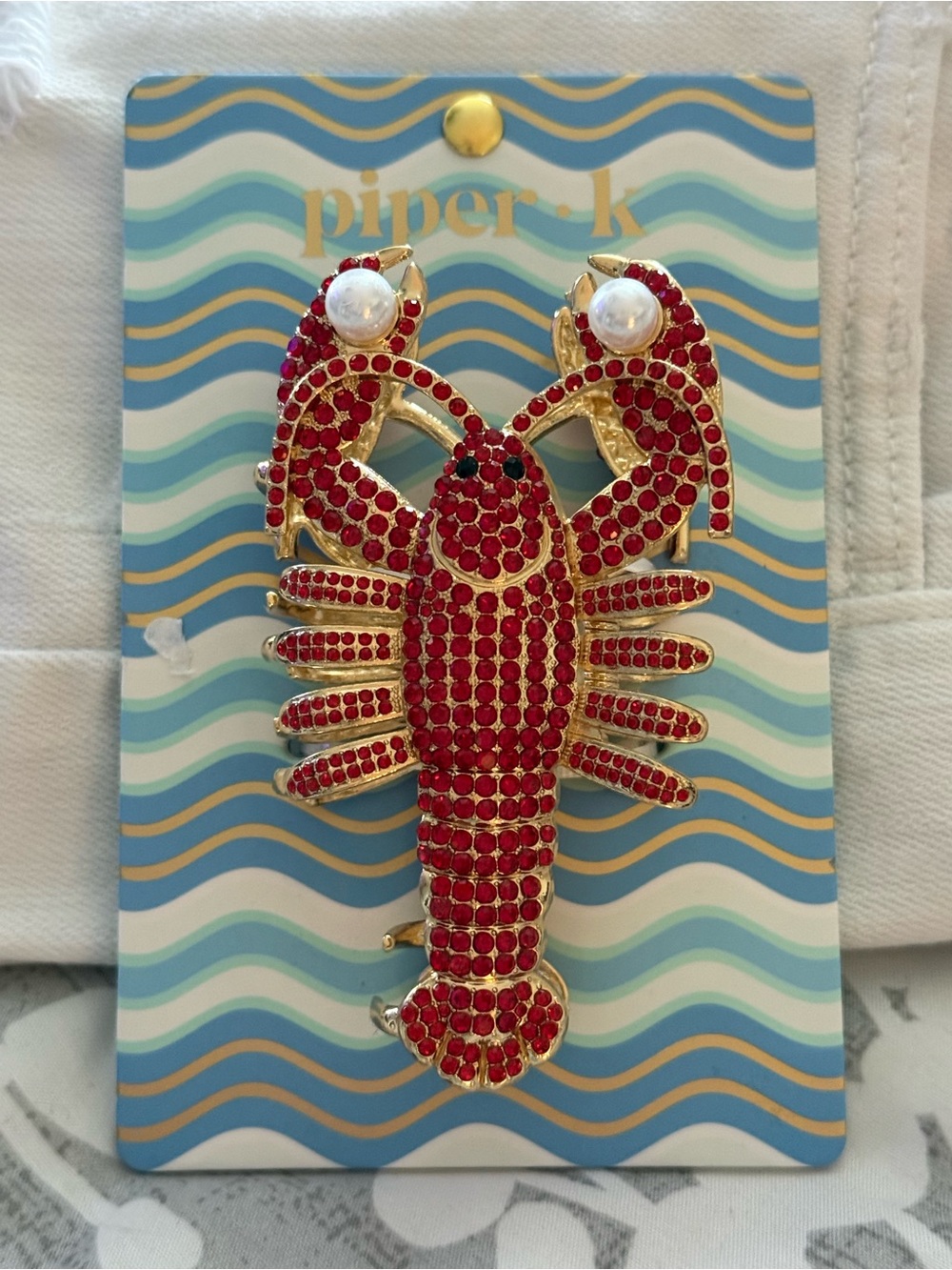 Piper-k Red Lobster Claw Clip- Gold Tone with Red Crystals